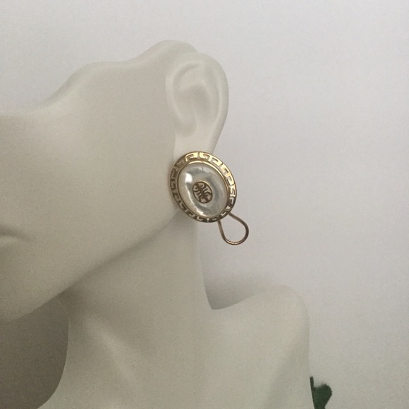 MOTHER OF PEARL GOLD EARRINGS - Picture 2 of 8